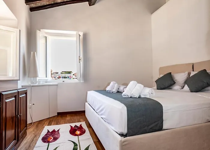 Domus In Lauro Apartment *