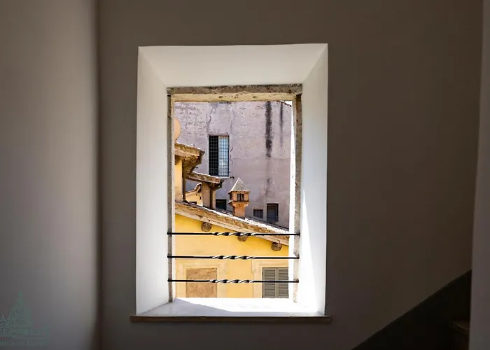 Domus In Lauro Apartment Rome