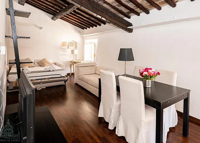 Apartment Domus In Lauro